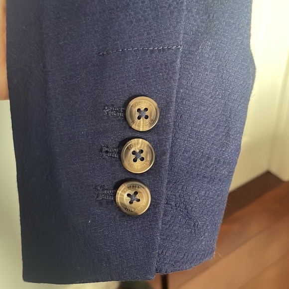 Tommy Hilfiger Blue Blazer size 2 - Picture 3 of 3